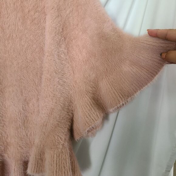 Anthropologie Light Blush Pink Eyelash Knit‎ Ruffled Turtleneck Poncho O/S - Picture 2 of 7